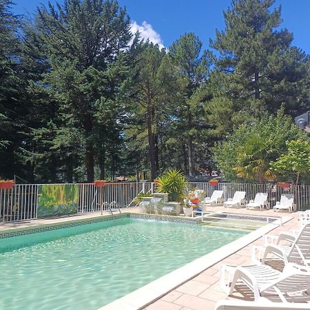 Camping La Source Sournia Exterior photo