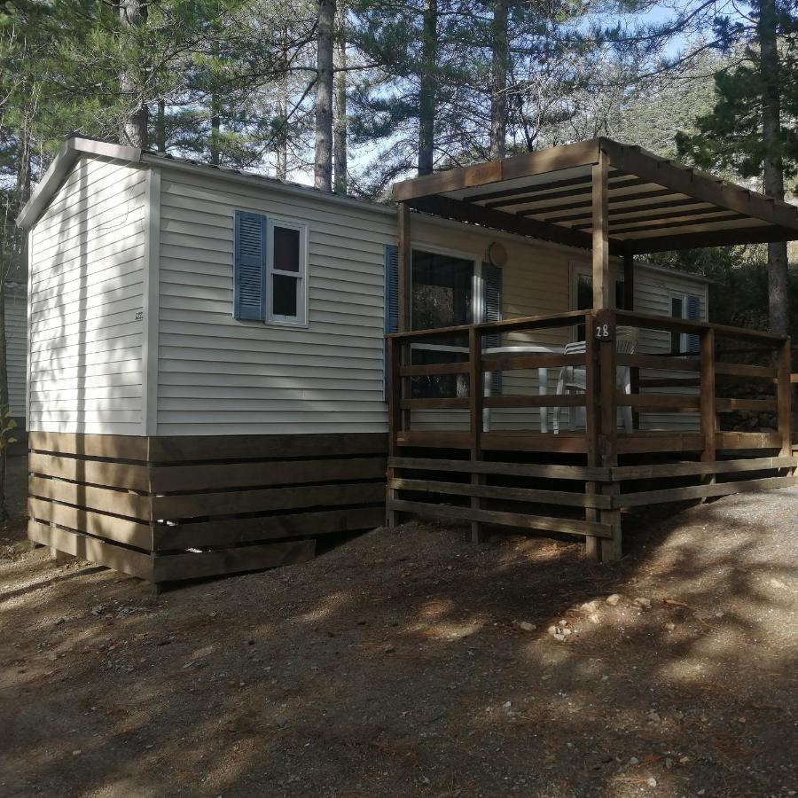 Camping La Source Sournia Exterior photo